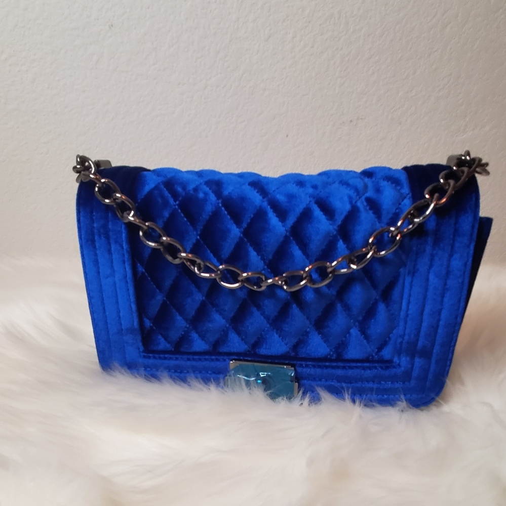 Purses - Picture 8 of 8